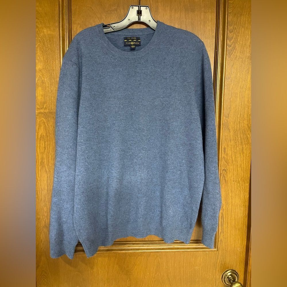 Club Room Men's Classic Blue Crewneck Sweater